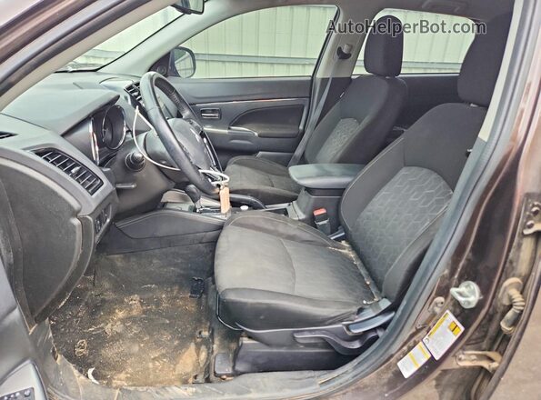 JA4APVAU7MU011648 2021 MITSUBISHI OUTLANDER Gray Vista interior delantera