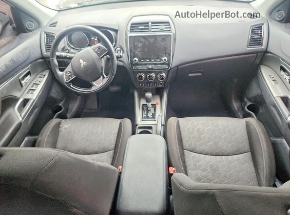 JA4APVAU8MU014302 2021 MITSUBISHI OUTLANDER Белый Вид панели приборов