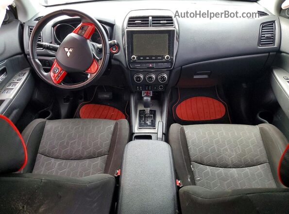 JA4APVAU8MU016017 2021 MITSUBISHI OUTLANDER Black Առջևի վահանակի տեսք