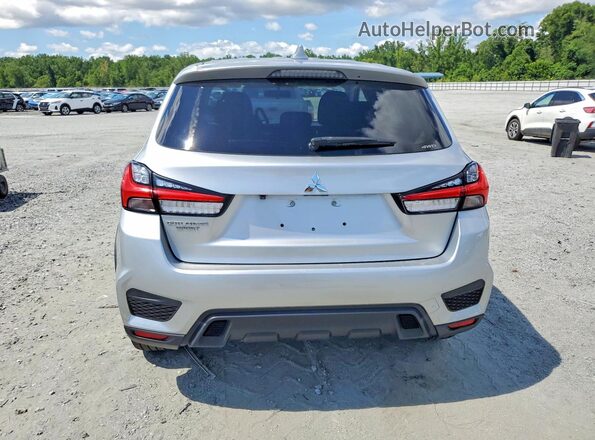 JA4AR3AU8LU013096 2020 MITSUBISHI OUTLANDER Silver Հետևի տեսք