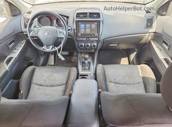 JA4AR3AU8LU020324 2020 MITSUBISHI OUTLANDER Black Vista del salpicadero