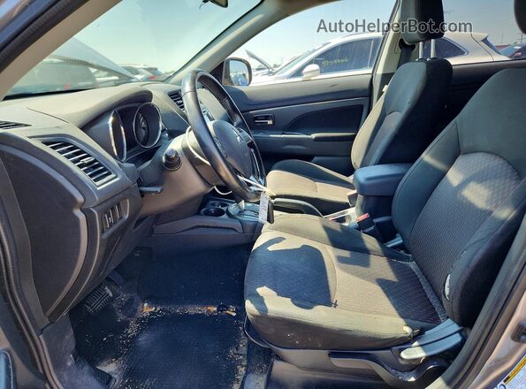 JA4AR3AW2HZ026468 2017 MITSUBISHI OUTLANDER Gray Widok wnętrza z przodu