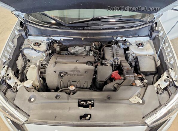 JA4AR4AW3HZ047450 2017 MITSUBISHI OUTLANDER White Vista del compartimento del motor