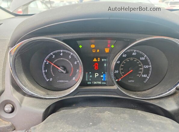 JA4AR4AW5GZ054351 2016 MITSUBISHI OUTLANDER Black Widok zestawu wskaźników