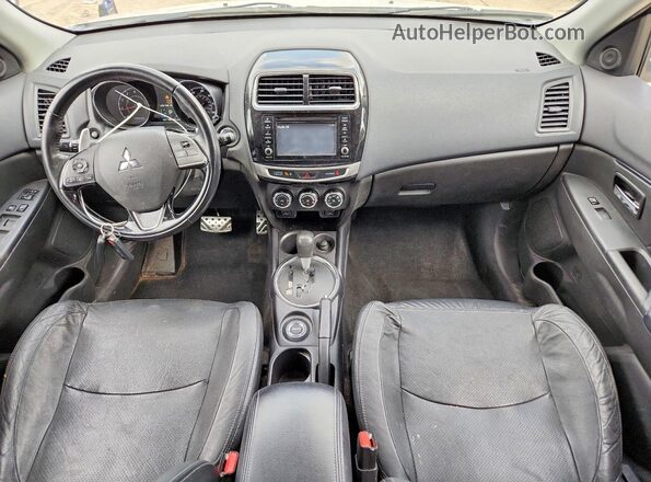 JA4AR4AW6HZ029623 2017 MITSUBISHI OUTLANDER White Vista del salpicadero
