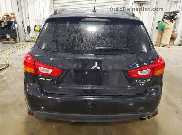 JA4AR4AW7GZ040077 2016 MITSUBISHI OUTLANDER Black Rear view