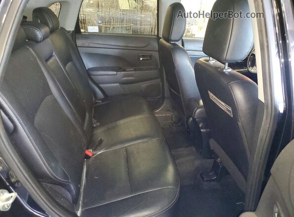 JA4AR4AW7GZ040077 2016 MITSUBISHI OUTLANDER Black Rear interior view
