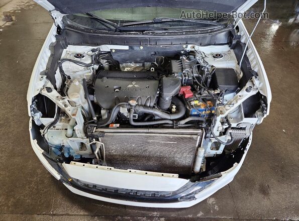 JA4AR4AWXGZ028408 2016 MITSUBISHI OUTLANDER White Rear interior view