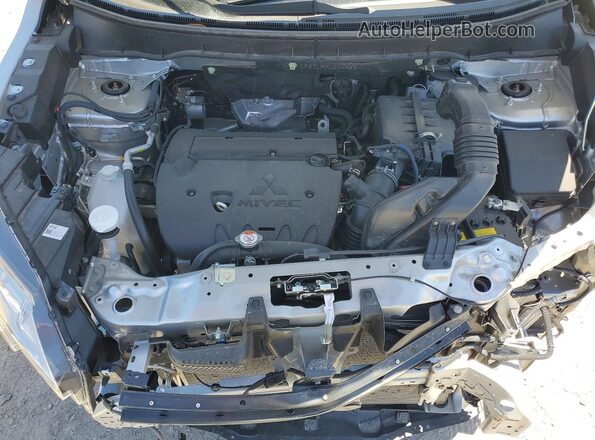 JA4ARUAU2TU004366 2026 MITSUBISHI OUTLANDER Silver Rear interior view