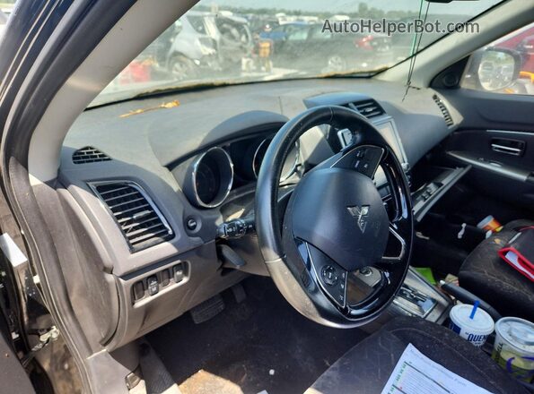JA4ARUAU3MU023090 2021 MITSUBISHI OUTLANDER Black Вид щитка приладів