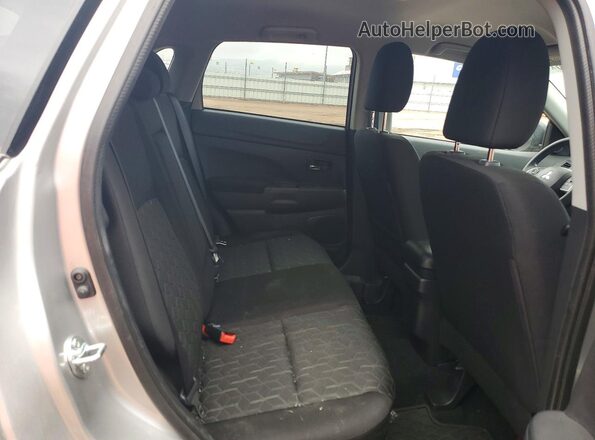 JA4ARUAU4SU010071 2025 MITSUBISHI OUTLANDER Silver Вид задніх сидінь