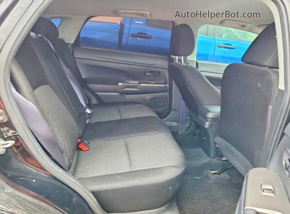 JA4ARUAU5MU010146 2021 MITSUBISHI OUTLANDER Black Rear seats view
