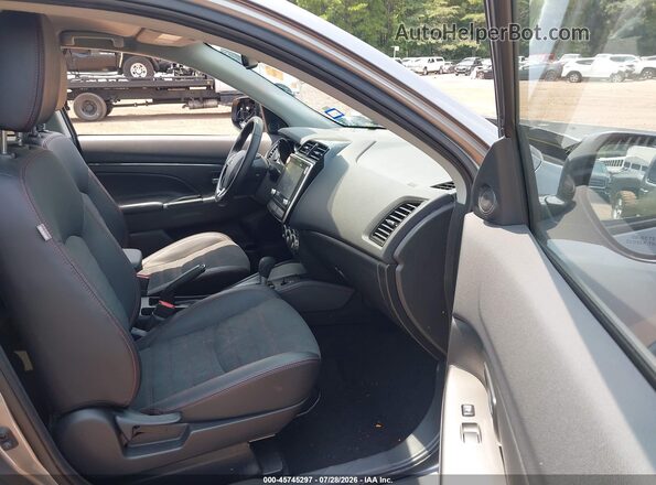 JA4ARUAU5SU007339 2025 MITSUBISHI OUTLANDER SPORT Серый Вид салона спереди