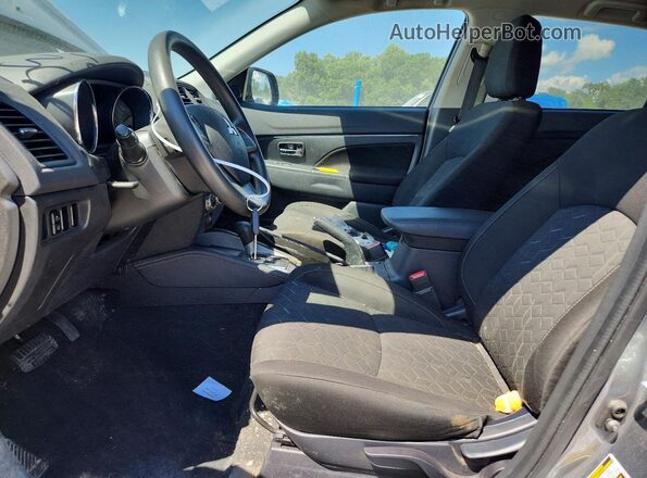 JA4ARUAU8RU005806 2024 MITSUBISHI CORDIA Gray Front interior view