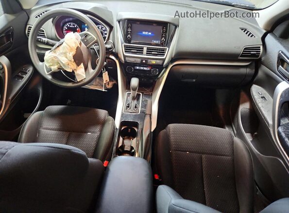 JA4AS3AA9JZ067601 2018 MITSUBISHI ECLIPSE Blue Widok deski rozdzielczej