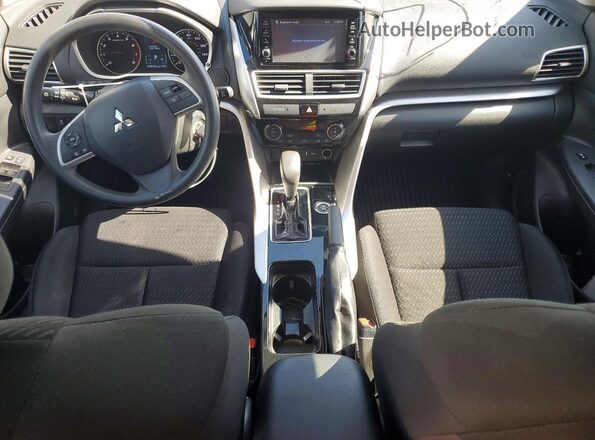 JA4AT3AA9JZ069975 2018 MITSUBISHI ECLIPSE White Dashboard view