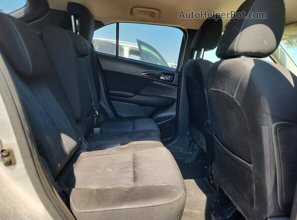 JA4AT4AA4JZ608198 2018 MITSUBISHI ECLIPSE Silver Вид задньої частини салону