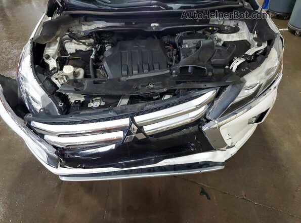 JA4AT5AA3KZ053333 2019 MITSUBISHI ECLIPSE White Rear interior view