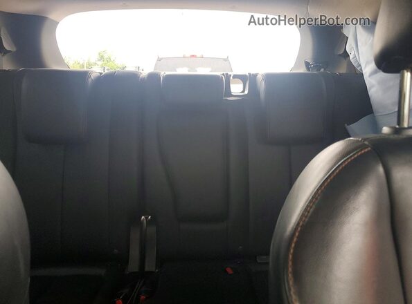 JA4AT5AA7JZ065578 2018 MITSUBISHI ECLIPSE Black Հետևի նստատեղերի տեսք