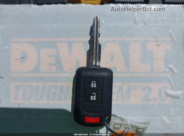 JA4ATUAA7RZ027385 2024 MITSUBISHI ECLIPSE CROSS Black წინა პანელის ხედი