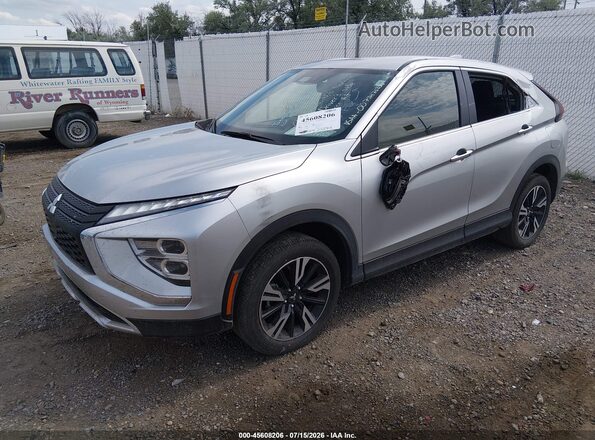 JA4ATWAA0SZ034891 2025 MITSUBISHI ECLIPSE CROSS Silver Vista tres cuartos delantera izquierda
