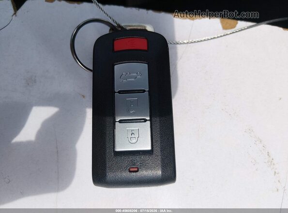 JA4ATWAA0SZ034891 2025 MITSUBISHI ECLIPSE CROSS Silver Vista del salpicadero