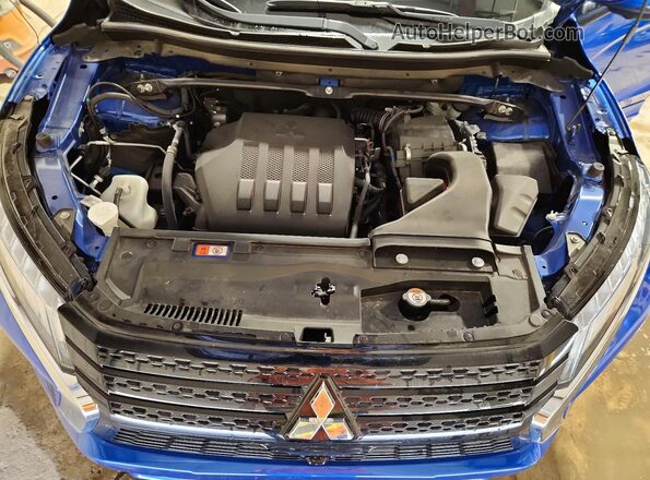 JA4ATWAA2RZ037477 2024 MITSUBISHI ECLIPSE Blue ძრავის განყოფილების ხედი