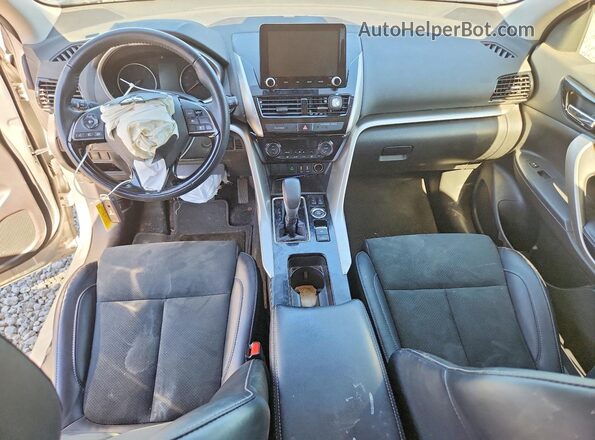 JA4ATWAA5RZ026750 2024 MITSUBISHI ECLIPSE Silver Vista del salpicadero