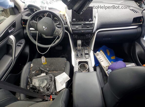 JA4ATWAA7SZ010426 2025 MITSUBISHI ECLIPSE Silver Widok deski rozdzielczej