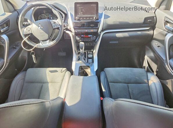 JA4ATWAA7TZ004580 2026 MITSUBISHI ECLIPSE Silver Առջևի վահանակի տեսք