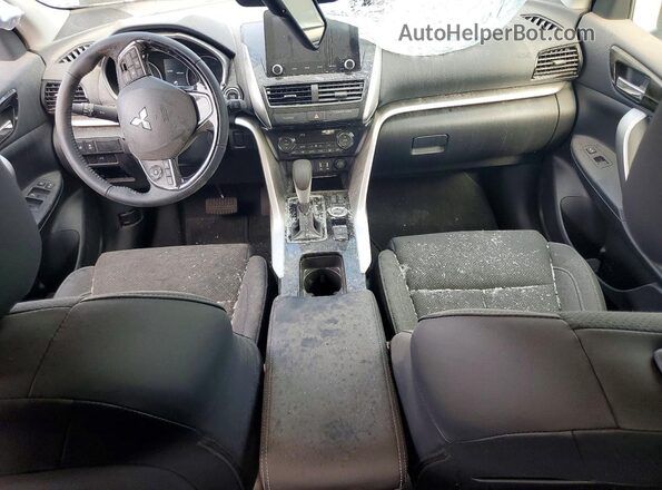 JA4ATWAA7TZ009455 2026 MITSUBISHI ECLIPSE Silver Vista del salpicadero