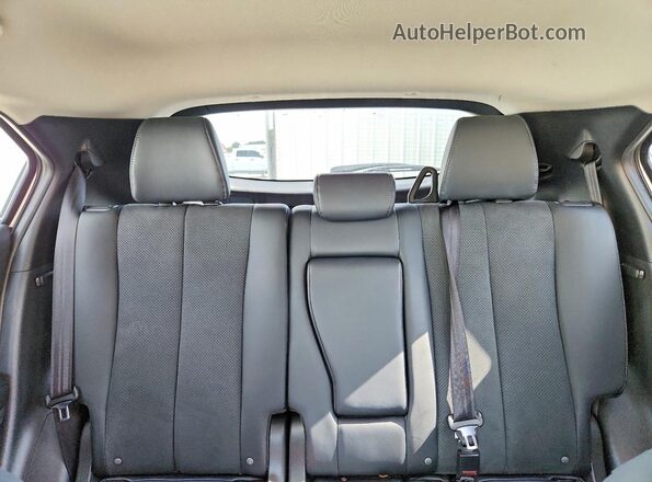 JA4ATWAAXTZ019963 2026 MITSUBISHI ECLIPSE Silver Հետևի նստատեղերի տեսք