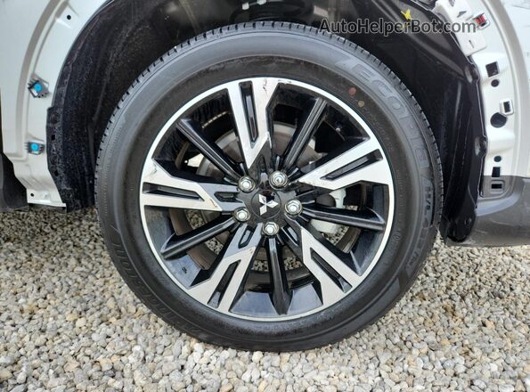 JA4ATWAAXTZ019963 2026 MITSUBISHI ECLIPSE Silver 