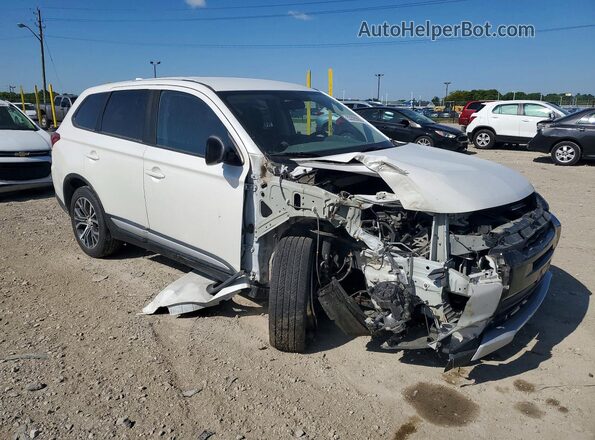 JA4AZ2A36JZ015589 2018 MITSUBISHI OUTLANDER White Przód prawy