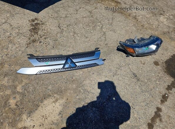 JA4AZ3A30KZ052371 2019 MITSUBISHI OUTLANDER Blue VIN կոդի պիտակի տեսք
