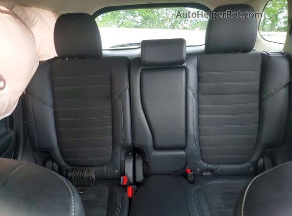 JA4AZ3A31LZ003228 2020 MITSUBISHI OUTLANDER White უკანა სავარძლების ხედი