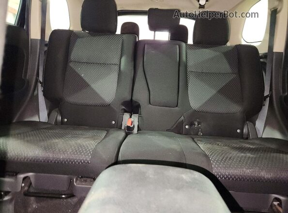 JA4AZ3A33HZ007160 2017 MITSUBISHI OUTLANDER Blue Rear seats view