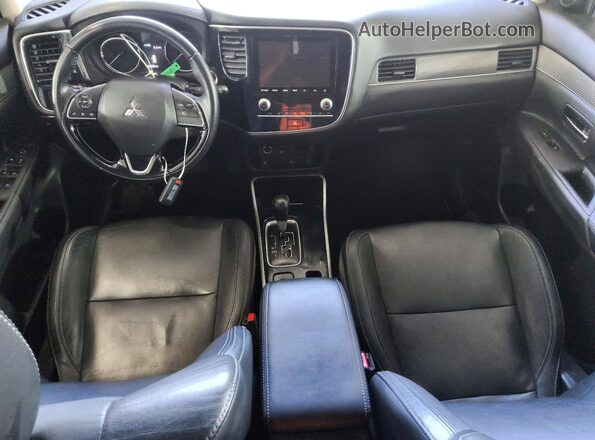 JA4AZ3A33LZ033282 2020 MITSUBISHI OUTLANDER Gray Dashboard view
