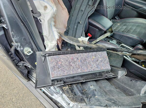 JA4AZ3A33LZ040619 2020 MITSUBISHI OUTLANDER Silver VIN sticker view