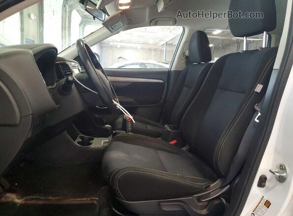 JA4AZ3A38GZ009243 2016 MITSUBISHI OUTLANDER White წინა სალონის ხედი