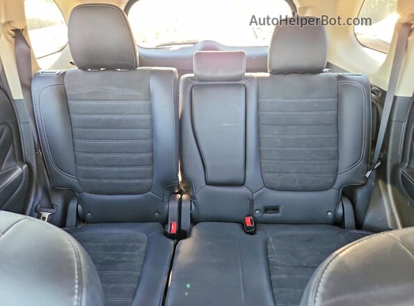 JA4J24A52KZ609065 2019 MITSUBISHI OUTLANDER Черный Вид задних сидений