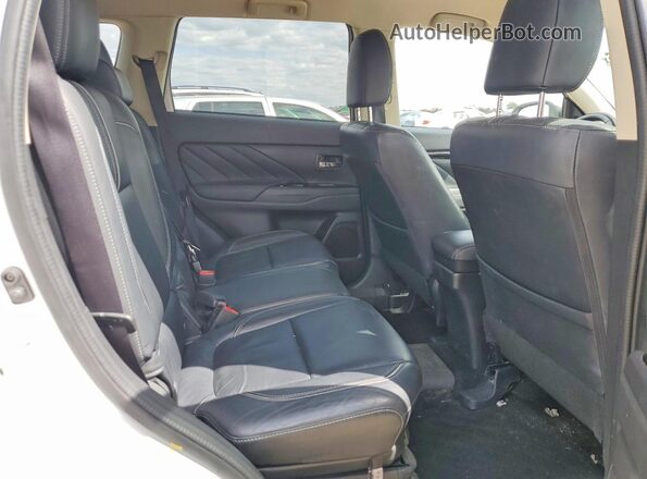 JA4J24A54JZ054344 2018 MITSUBISHI OUTLANDER White Вид задніх сидінь