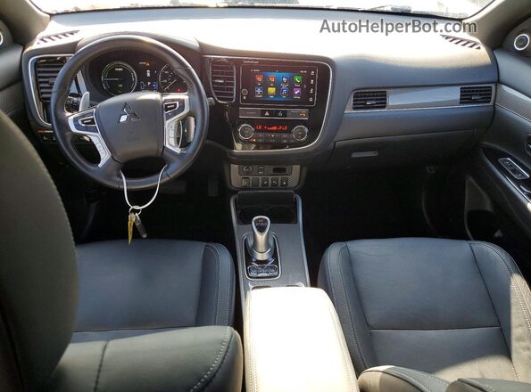 JA4J24A56KZ049342 2019 MITSUBISHI OUTLANDER White Widok deski rozdzielczej