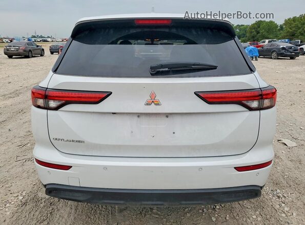 JA4J3TA89PZ028106 2023 MITSUBISHI OUTLANDER Белый Вид сзади