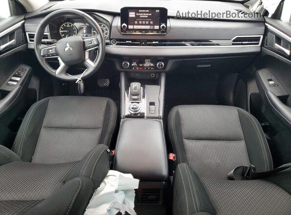 JA4J3TA89PZ028106 2023 MITSUBISHI OUTLANDER Белый Вид панели приборов