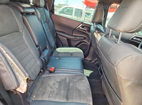JA4J3UA81PZ018739 2023 MITSUBISHI OUTLANDER Black უკანა სავარძლების ხედი