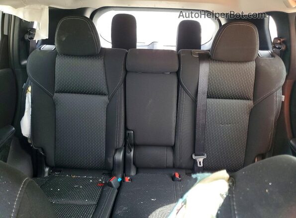 JA4J3UA81SZ054357 2025 MITSUBISHI OUTLANDER Silver Widok tylnych siedzeń