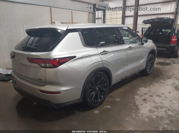 JA4J3UA89NZ078541 2022 MITSUBISHI OUTLANDER Silver Trasero derecho