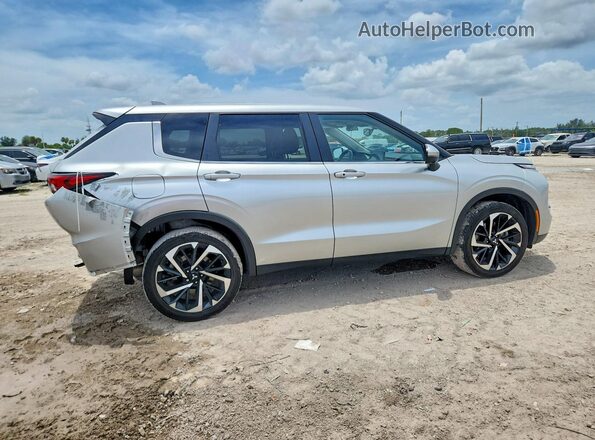 JA4J3VA80RZ056956 2024 MITSUBISHI OUTLANDER Silver უკანა მარჯვენა
