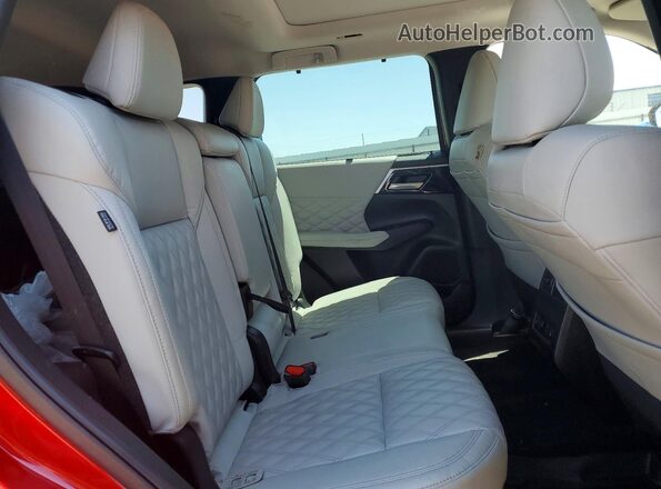 JA4J3VA81PZ007472 2023 MITSUBISHI OUTLANDER Бордовый Вид задних сидений